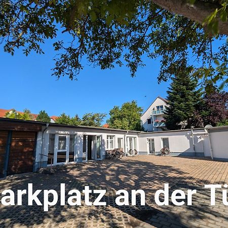 Fewo Urban Gotha-Apartment Ekhof- Am Schlosspark- Parken An Der Der Tuer- Barrierefrei, 900 Meter Zum Bahnhof - Wallbox 外观 照片