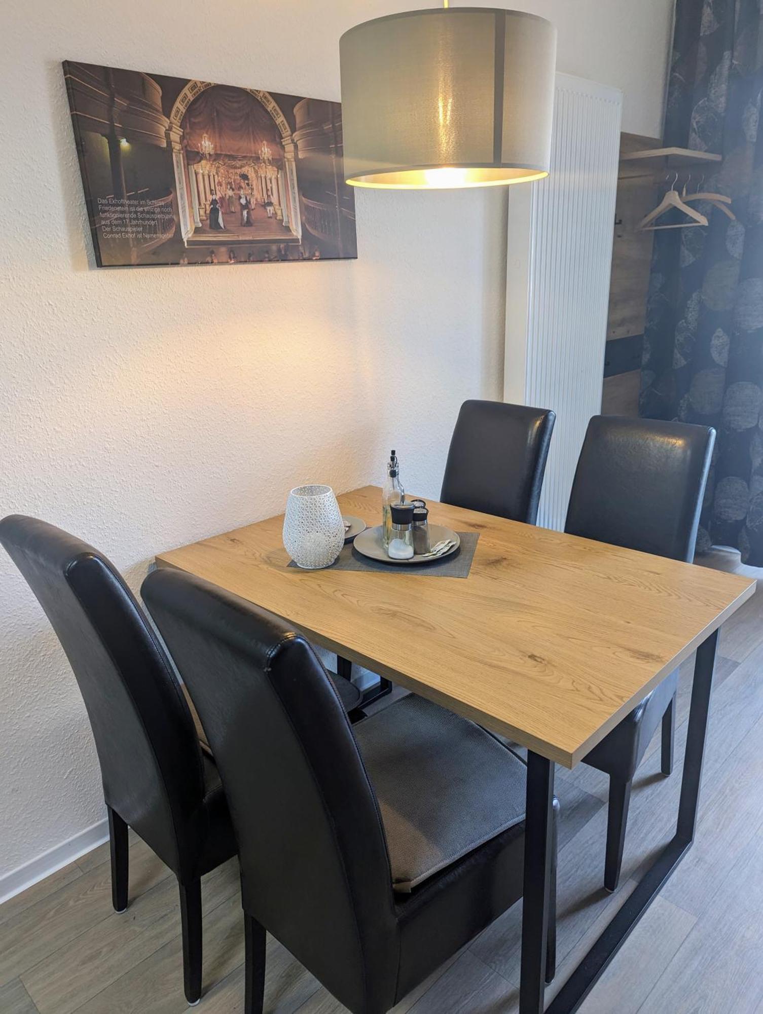 Fewo Urban Gotha-Apartment Ekhof- Am Schlosspark- Parken An Der Der Tuer- Barrierefrei, 900 Meter Zum Bahnhof - Wallbox 外观 照片